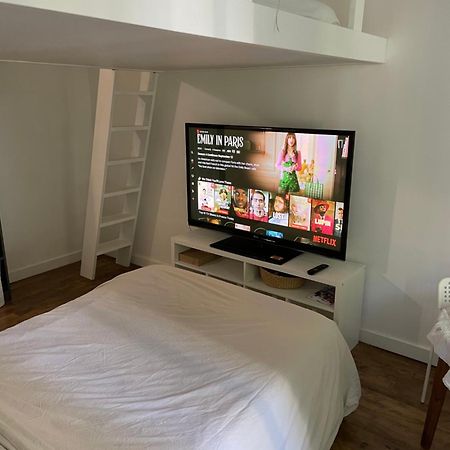 Appartement De Charme Pres Du Stade De France Сен-Дени Экстерьер фото
